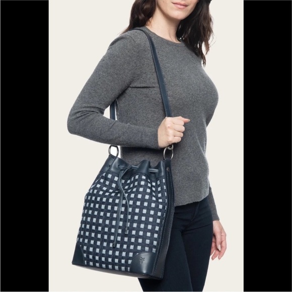 FRYE Melissa Denim Drawstring Hobo Bucket Bag NWT - Picture 2 of 8